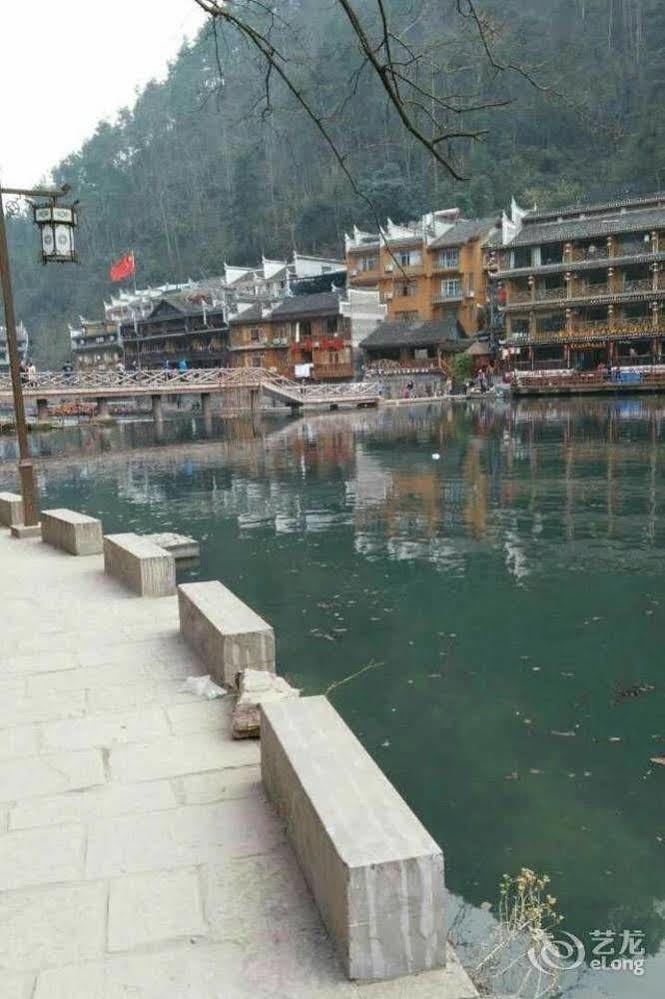 Fenghuang Waitin For You Inn Phượng Hoàng cổ trấn Ngoại thất bức ảnh