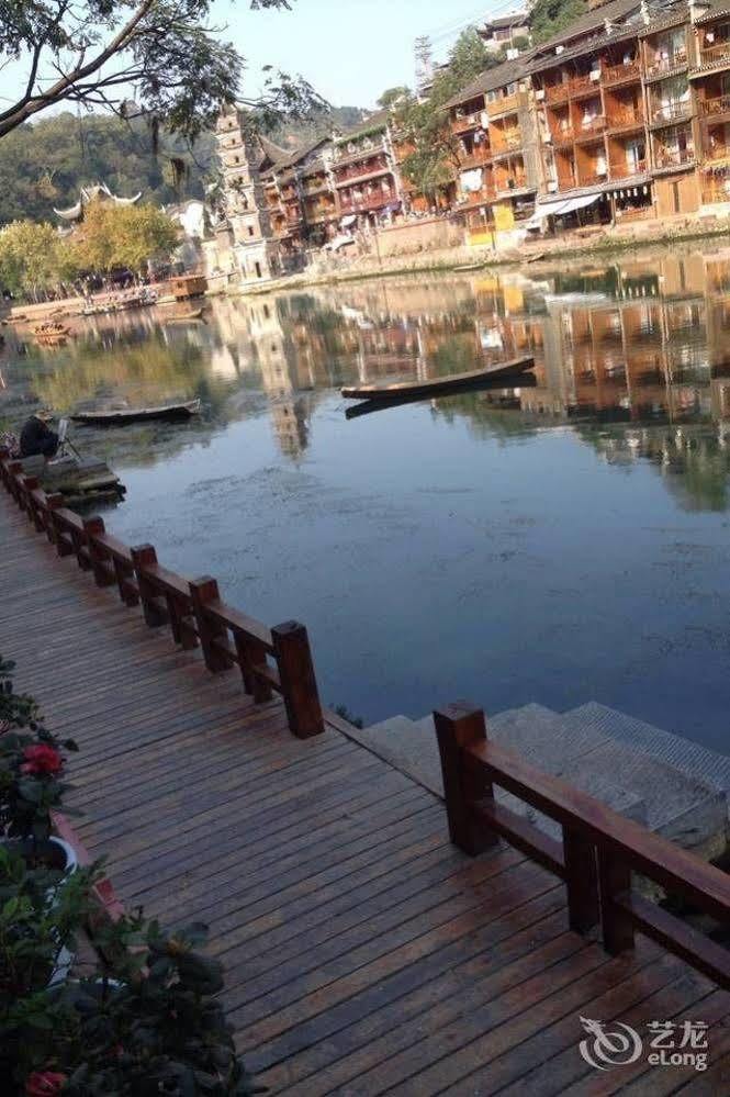 Fenghuang Waitin For You Inn Phượng Hoàng cổ trấn Ngoại thất bức ảnh